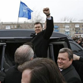 Победителю выборов придется доказывать, что он - президент всей Украины