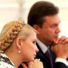 Янукович и Тимошенко борются между собой