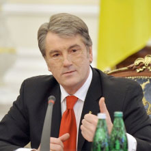 Виктор Ющенко остается в политике